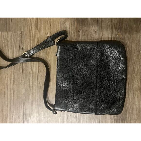 Kate Spade Crosebody - Picture 2 of 5